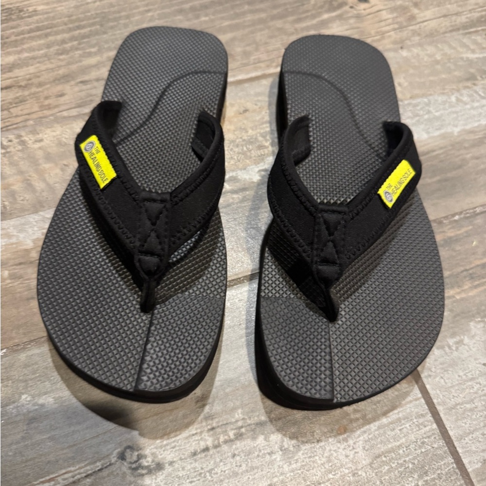 The Healing Sole Recovery Flip Flops Size W7